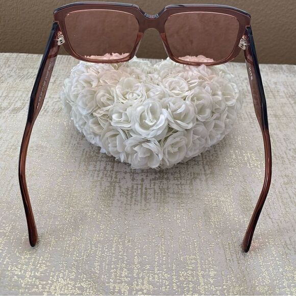 Kits Ace Womens Blush Square Frame Sunglasses. New With Tag NWT main image 4